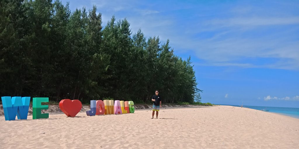 Jomalig Island Travel Guide